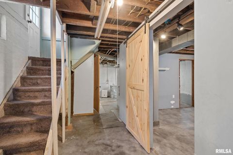 Tiny photo for 1602 37TH Street, Rock Island, IL 61201 (MLS # QC4270103)