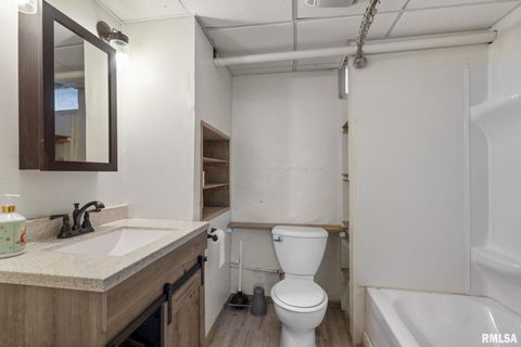 Tiny photo for 1602 37TH Street, Rock Island, IL 61201 (MLS # QC4270103)