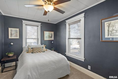 Tiny photo for 1602 37TH Street, Rock Island, IL 61201 (MLS # QC4270103)