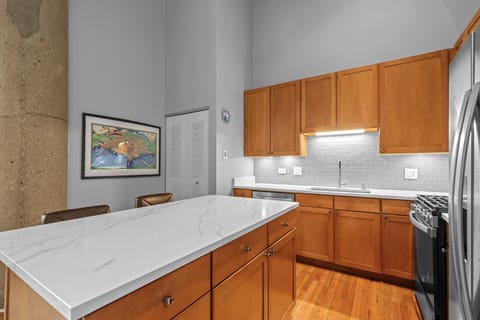 Tiny photo for 758 N Larrabee Street #425, Chicago, IL 60654 (MLS # 12735267)