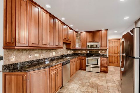 Tiny photo for 496 Sheridan Lane, Schaumburg, IL 60193 (MLS # 12626374)