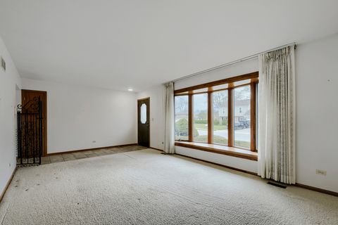 Tiny photo for 496 Sheridan Lane, Schaumburg, IL 60193 (MLS # 12626374)