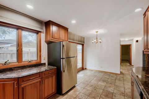 Tiny photo for 496 Sheridan Lane, Schaumburg, IL 60193 (MLS # 12626374)