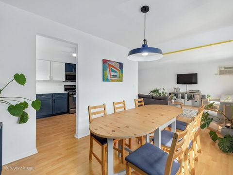 Tiny photo for 500 Washington Boulevard #301, Oak Park, IL 60302 (MLS # 12639523)
