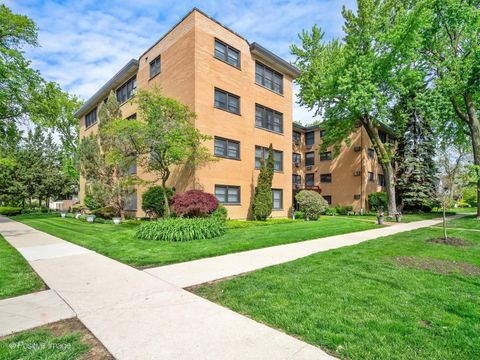 Photo of 500 Washington Boulevard #301, Oak Park, IL 60302 (MLS # 12639523)