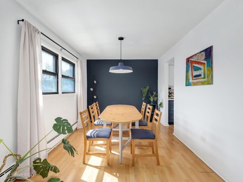 Tiny photo for 500 Washington Boulevard #301, Oak Park, IL 60302 (MLS # 12639523)