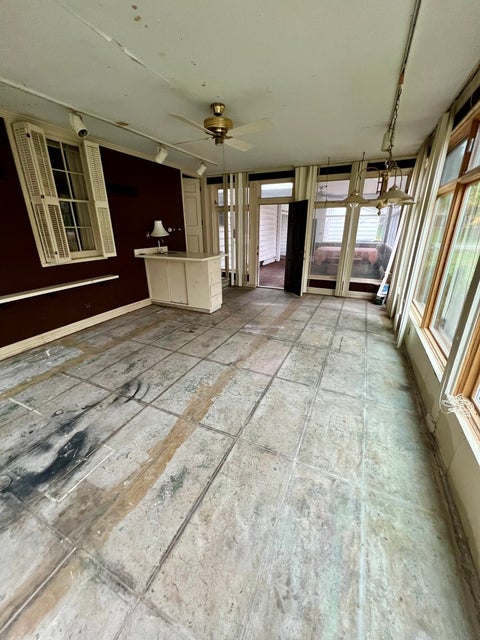 Tiny photo for 825 Compton Parkway, Macomb, IL 61455 (MLS # 12798004)