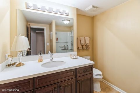 Tiny photo for 909 Red Oak Drive, Western Springs, IL 60558 (MLS # 12409934)