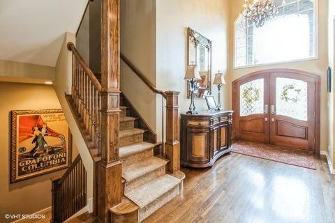 Tiny photo for 909 Red Oak Drive, Western Springs, IL 60558 (MLS # 12409934)