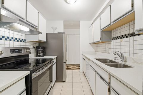 Tiny photo for 1813 Hemlock Place #110, Schaumburg, IL 60173 (MLS # 12704383)