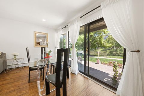 Tiny photo for 1813 Hemlock Place #110, Schaumburg, IL 60173 (MLS # 12704383)