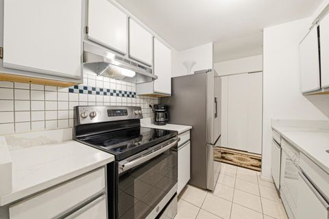 Tiny photo for 1813 Hemlock Place #110, Schaumburg, IL 60173 (MLS # 12704383)
