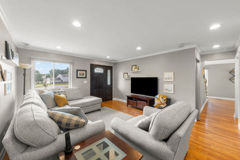 Tiny photo for 1106 Lightning Trail, Carol Stream, IL 60188 (MLS # 12684733)