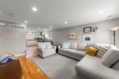 Tiny photo for 1106 Lightning Trail, Carol Stream, IL 60188 (MLS # 12684733)