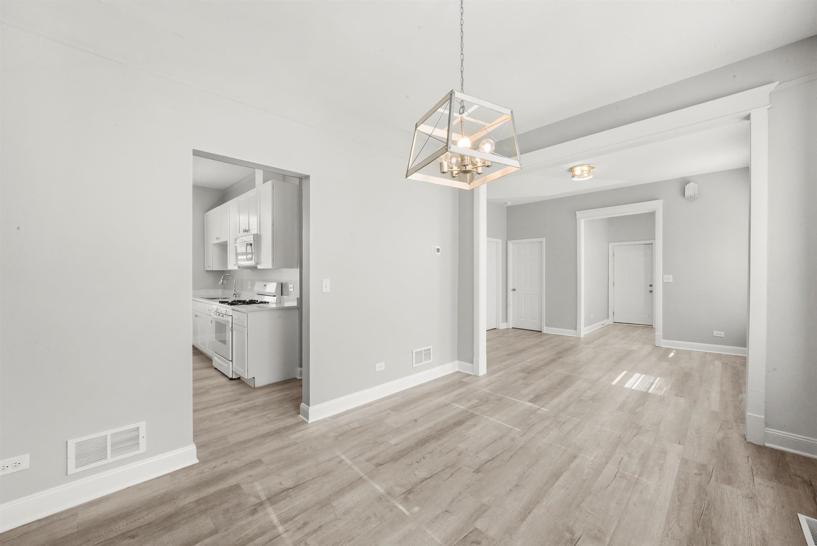 5401 W 22nd Place