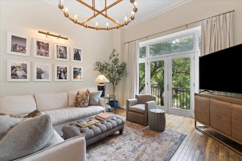 Tiny photo for Chicago, IL 60610 (MLS # 12759390)