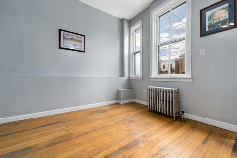 Tiny photo for 4444 S Berkeley Avenue, Chicago, IL 60653 (MLS # 12540000)