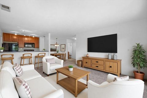 Tiny photo for 110 GLENGARRY Drive #10-106, Bloomingdale, IL 60108 (MLS # 12636805)