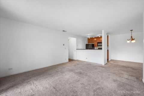 Tiny photo for 110 GLENGARRY Drive #10-106, Bloomingdale, IL 60108 (MLS # 12636805)