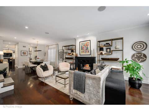 Tiny photo for 1844 W Barry Avenue, Chicago, IL 60657 (MLS # 12728692)