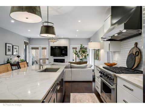 Tiny photo for 1844 W Barry Avenue, Chicago, IL 60657 (MLS # 12728692)