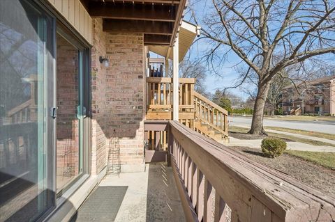 Tiny photo for 266 12th Street #3A, Wheeling, IL 60090 (MLS # 12578160)