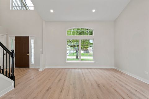 Tiny photo for 16447 Coventry Lane, Crest Hill, IL 60403 (MLS # 12635476)