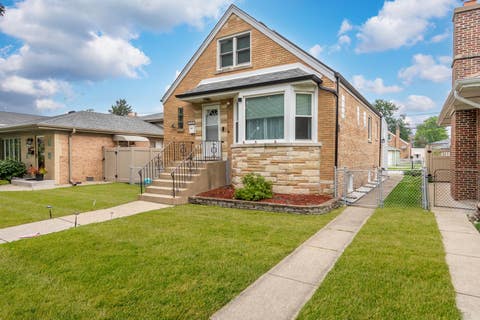 Tiny photo for 7620 W Gregory Street, Chicago, IL 60656 (MLS # 12735537)