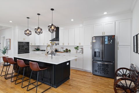 Tiny photo for 2514 Harvey Avenue, Berwyn, IL 60402 (MLS # 12756368)