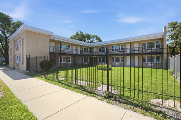 2537 E 83RD ST # 1, CHICAGO, IL 60617 - Image a4eada6aed91d73afa14c4e5182843b8/1005136495