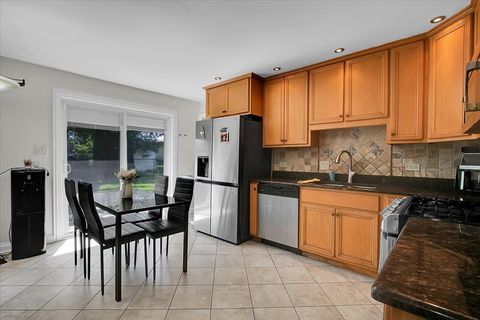 Tiny photo for 15315 Saint Andrews Drive, Orland Park, IL 60462 (MLS # 12701070)