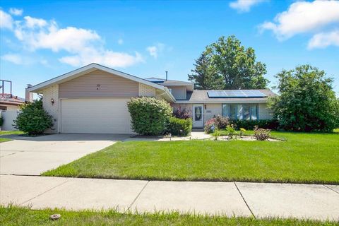 Tiny photo for 15315 Saint Andrews Drive, Orland Park, IL 60462 (MLS # 12701070)