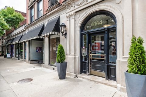 Tiny photo for 4144 N Sheridan Road #409, Chicago, IL 60613 (MLS # 12503283)