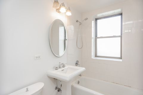 Tiny photo for 4144 N Sheridan Road #409, Chicago, IL 60613 (MLS # 12503283)