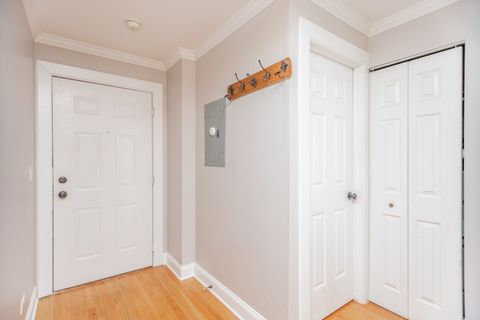 Tiny photo for 4144 N Sheridan Road #409, Chicago, IL 60613 (MLS # 12503283)