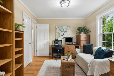 Tiny photo for 501 N Douglas Avenue, Arlington Heights, IL 60004 (MLS # 12655562)
