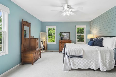 Tiny photo for 501 N Douglas Avenue, Arlington Heights, IL 60004 (MLS # 12655562)