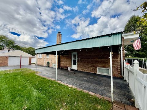 Tiny photo for 10416 S Sacramento Avenue, Chicago, IL 60655 (MLS # 12523349)