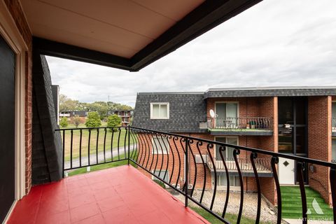 Tiny photo for 3012 171st Street #2E, Hazel Crest, IL 60429 (MLS # 12502158)