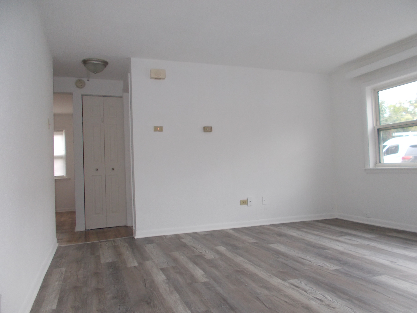 10811 S Lloyd Drive 2
