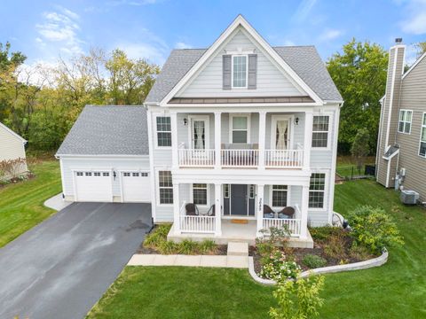 3689 Thornhill Drive Elgin IL 60124