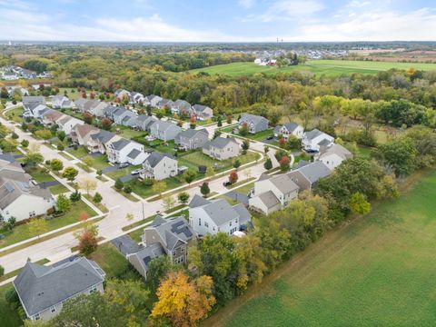 Tiny photo for 3689 Thornhill Drive, Elgin, IL 60124 (MLS # 12494498)