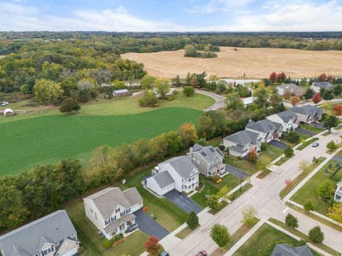 Tiny photo for 3689 Thornhill Drive, Elgin, IL 60124 (MLS # 12494498)