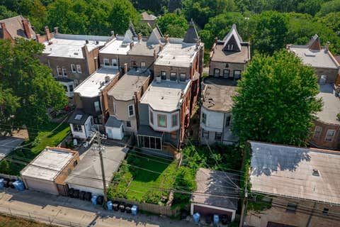 Tiny photo for 4942 S Ellis Avenue, Chicago, IL 60615 (MLS # 12705893)