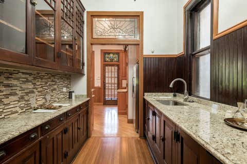 Tiny photo for 4942 S Ellis Avenue, Chicago, IL 60615 (MLS # 12705893)