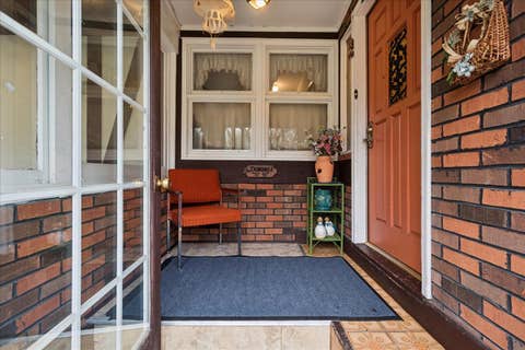 Tiny photo for 609 Forest Edge Lane, Des Plaines, IL 60016 (MLS # 12584516)