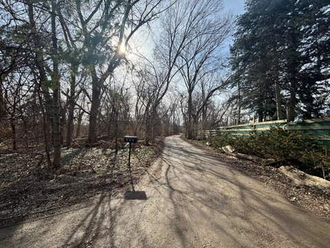 Tiny photo for 609 Forest Edge Lane, Des Plaines, IL 60016 (MLS # 12584516)