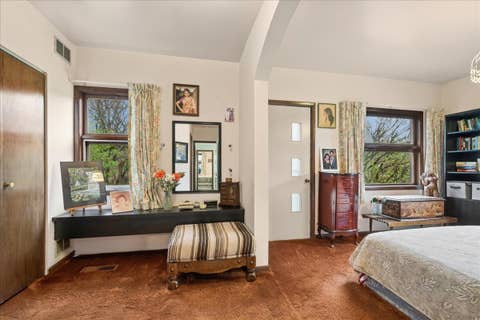 Tiny photo for 609 Forest Edge Lane, Des Plaines, IL 60016 (MLS # 12584516)