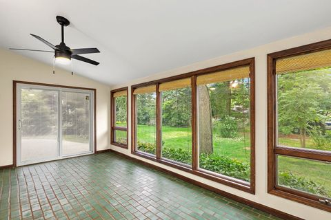 Tiny photo for 2916 Skyline Drive, Crystal Lake, IL 60012 (MLS # 12463399)