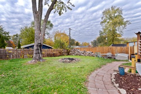 Tiny photo for 916 N Clarendon Drive, Round Lake Beach, IL 60073 (MLS # 12513082)